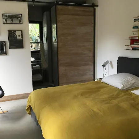 Semesterbostad Maison Contemporaine Avec Jardin Pres De La *