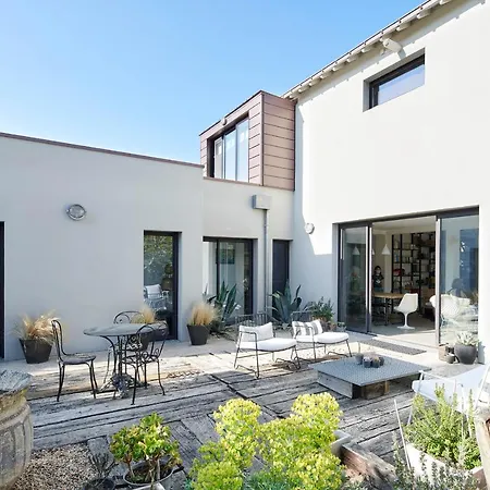 Maison Contemporaine Avec Jardin Pres De La La Baule-Escoublac